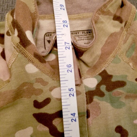 LAST ONE!   EUC X-Large ARMY COMBAT SHIRT, 1/4 ZIP, FLAME-RESISTANT, MULTICAM - Picture 9 of 12